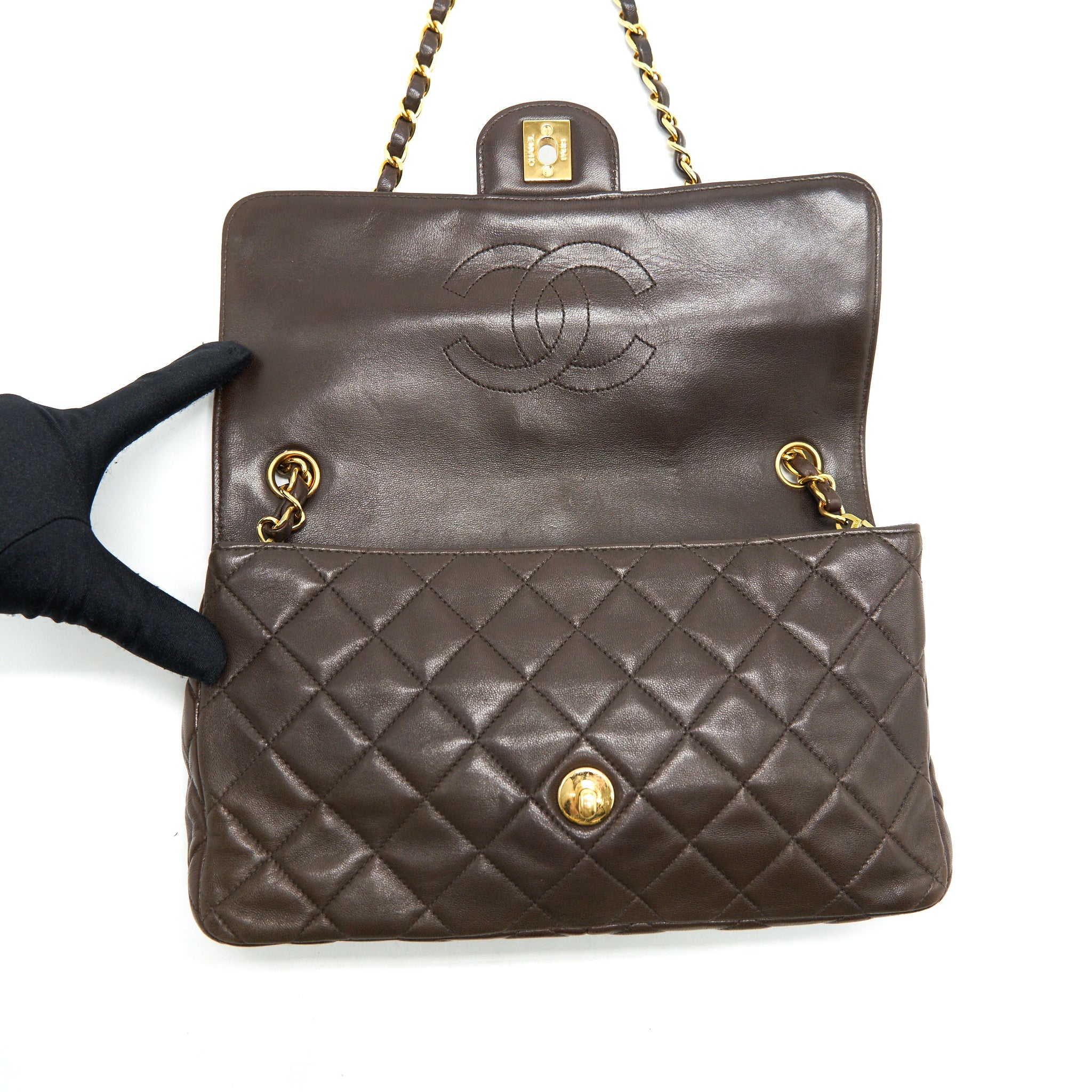 CHANEL MEDIUM FLAP BAG CHOCOLATE GHW