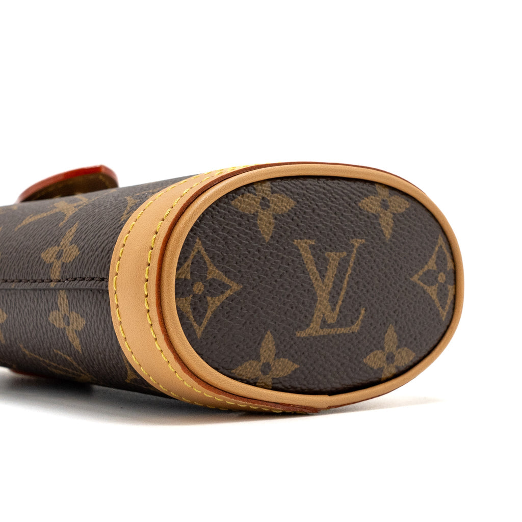 LOUIS VUITTON FOLD ME POUCH MONOGRAM CANVAS GHW (NEW VERSION)