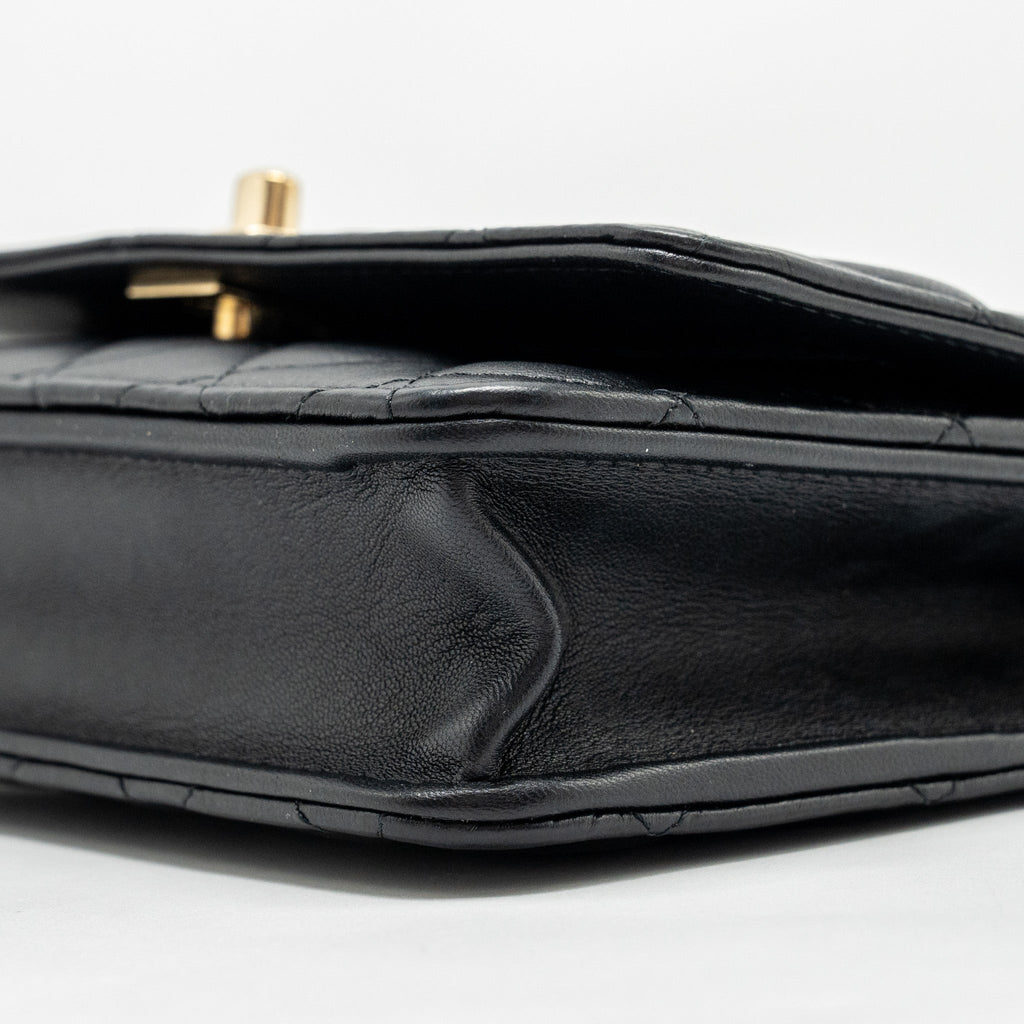 CHANEL TRENDY CC WALLET ON CHAIN LAMBSKIN BLACK LGHW (MICROCHIP)