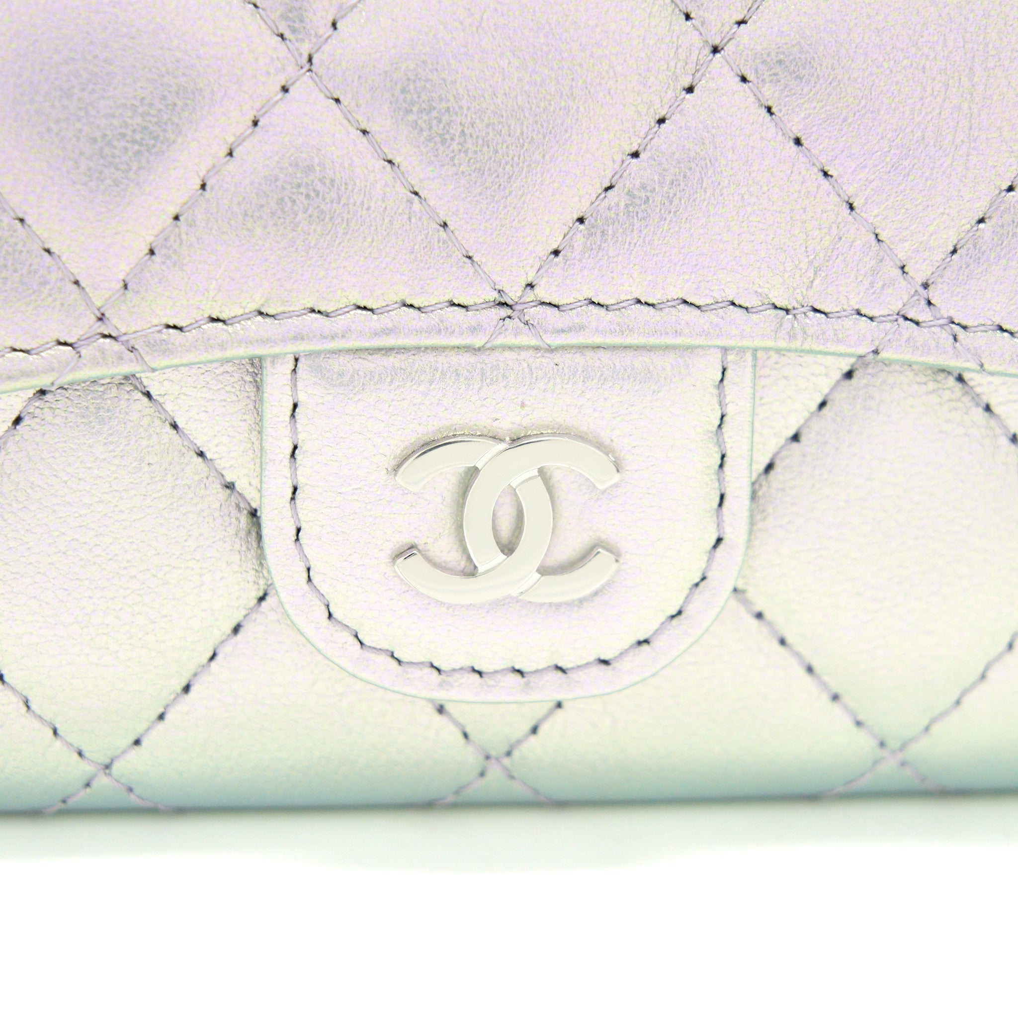 CHANEL 21K IRIDESCENT GREY FLAP CARD HOLDER