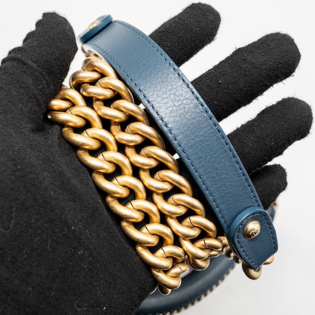 CHANEL TOP HANDLE BOY BAG CALFSKIN BLUE GHW