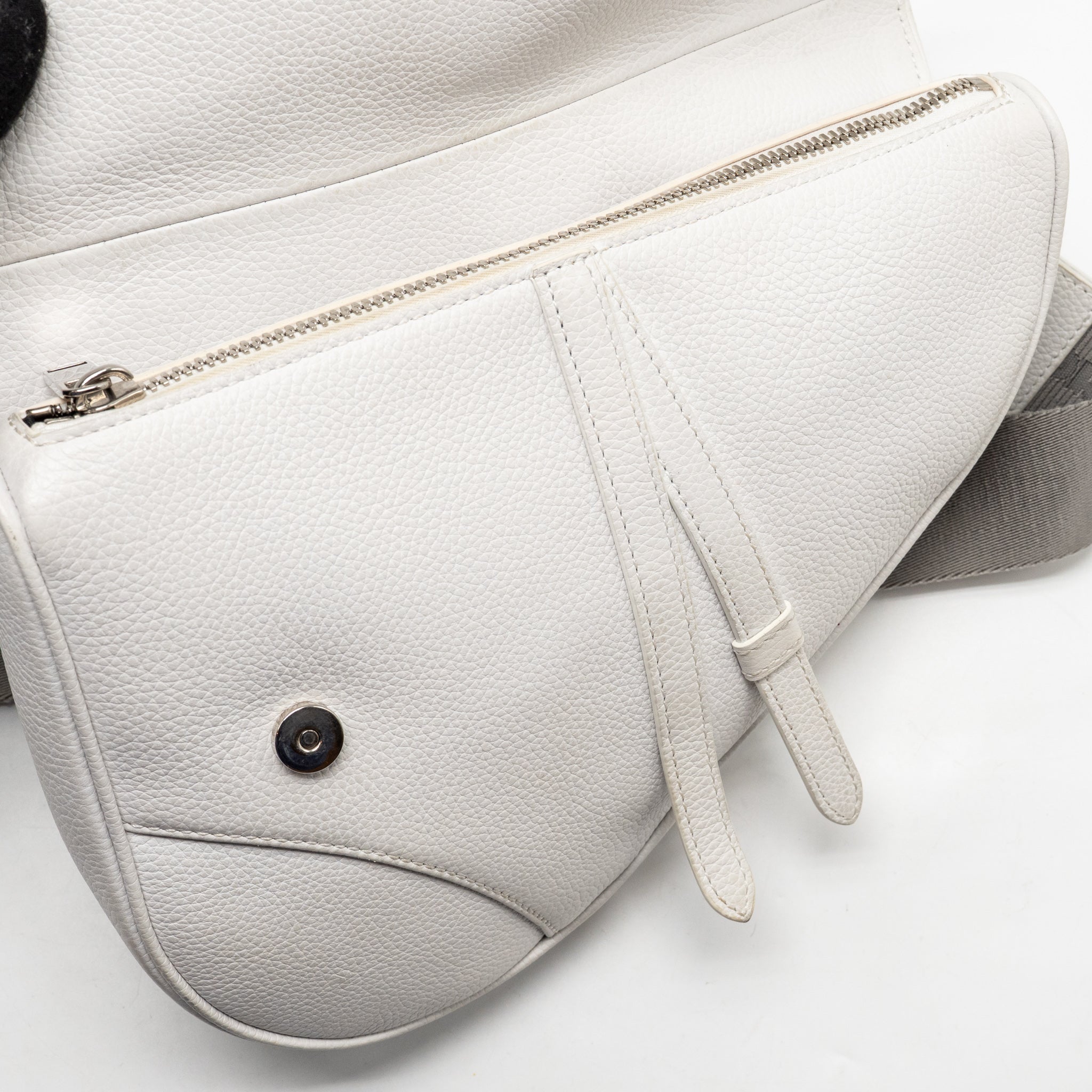 DIOR HOMME SADDLE BELT BAG CALFSKIN WHITE SHW