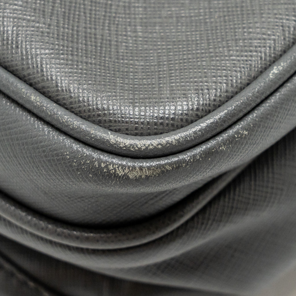 PRADA FLAP MESSANGER BAG CAVIAR GREY SHW