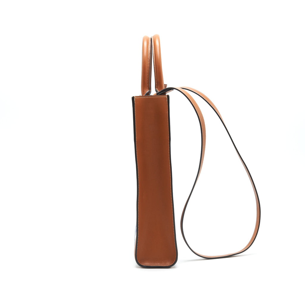 CELINE SMALL VERTICAL CABAS CELINE IN MAILLON TRIOMPHE JACQUARD AND CALFSKIN NAVY / TAN