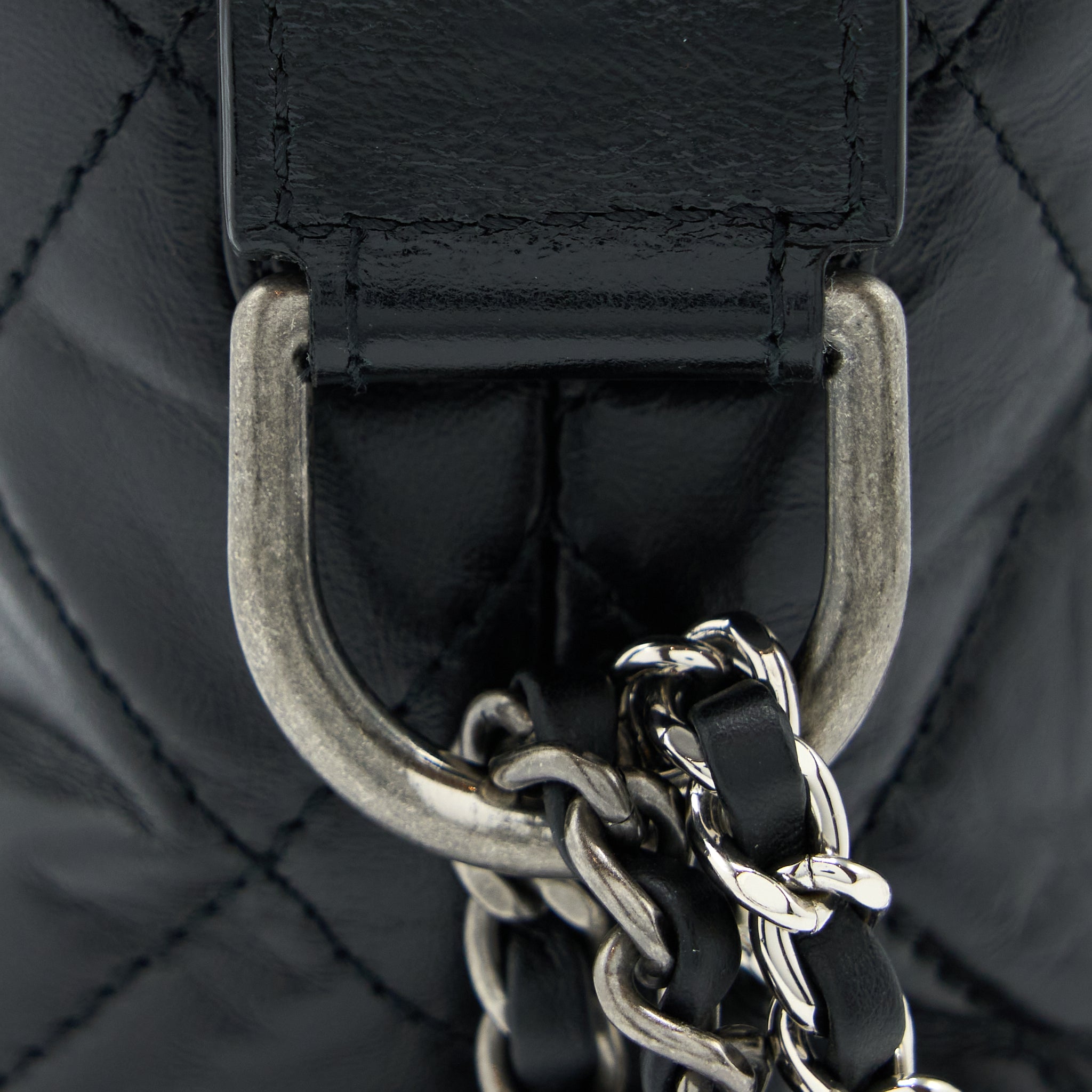CHANEL NEW MEDIUM GABRIELLE HOBO BAG AGED SMOOTH CALFSKIN MULTICOLOUR HARDWARE