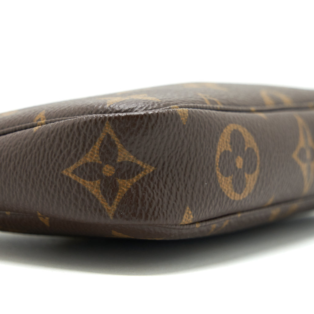 LOUIS VUITTON MINI POCHETTE ACCESSORIES MONOGRAM GHW