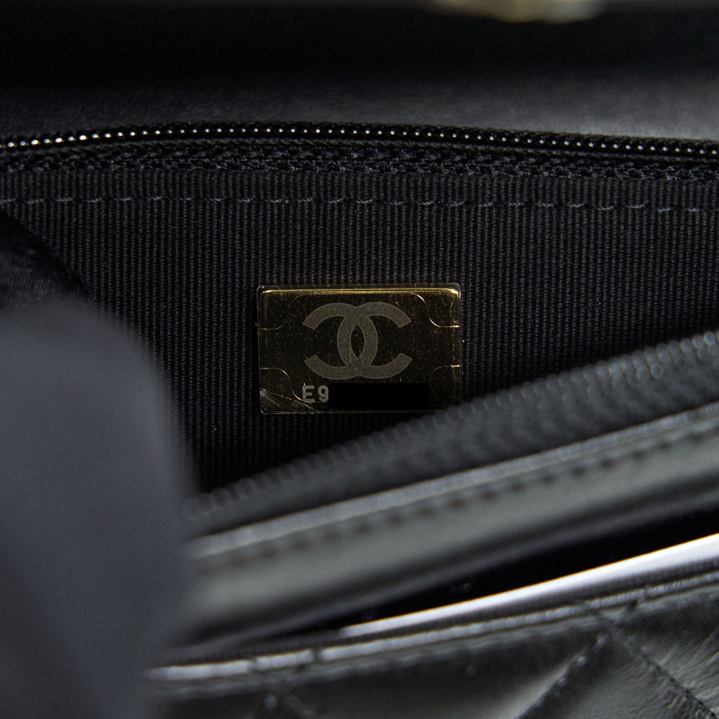 CHANEL GIANT PEARL CRUSH WALLET ON CHAIN BLACK
