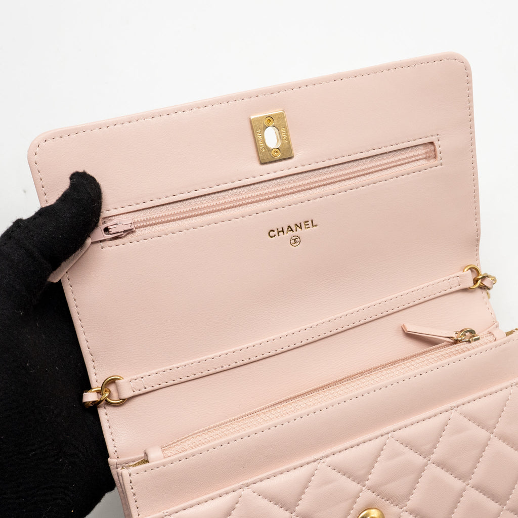 CHANEL PEARL CRUSH WALLET ON CHAIN LAMBSKIN LIGHT PINK GHW (MICROCHIP)