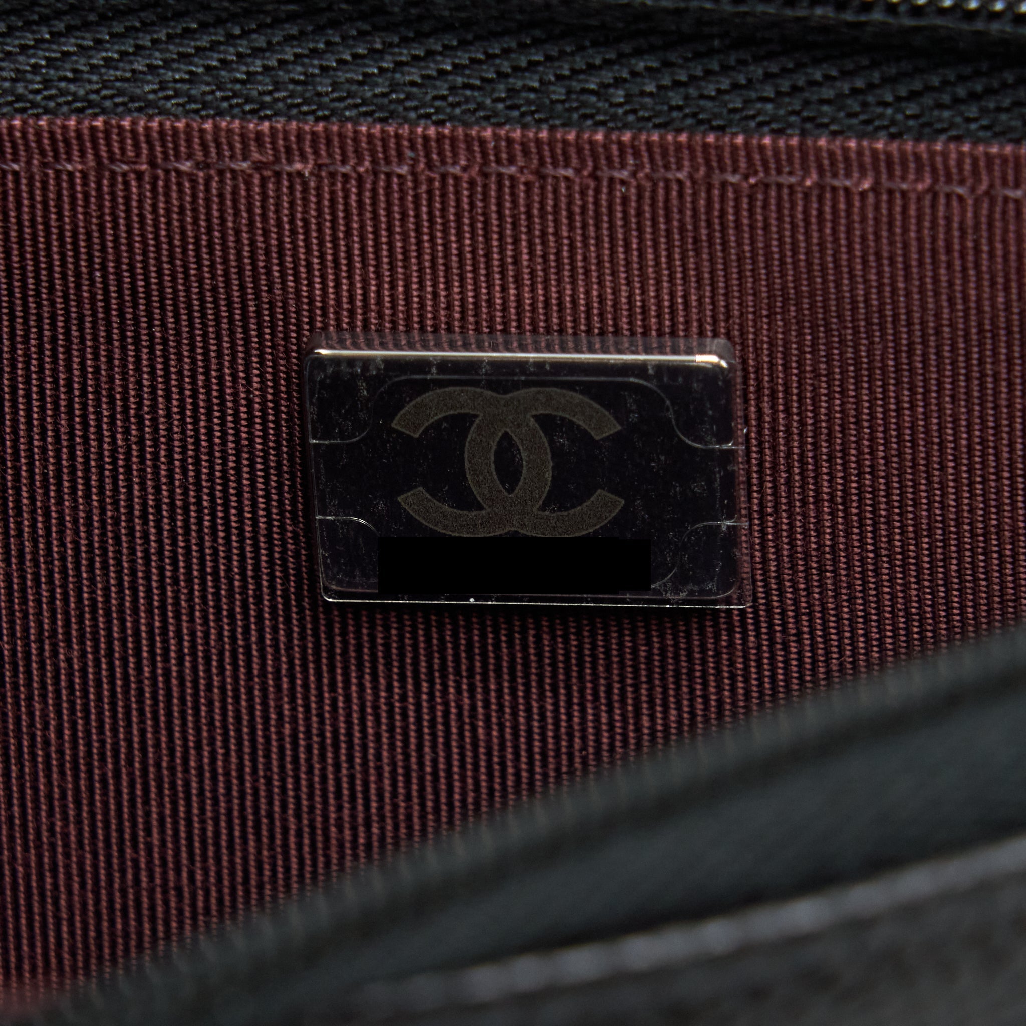 CHANEL CLASSIC WALLET ON CHAIN CAVIAR BLACK SHW (MICROCHIP)