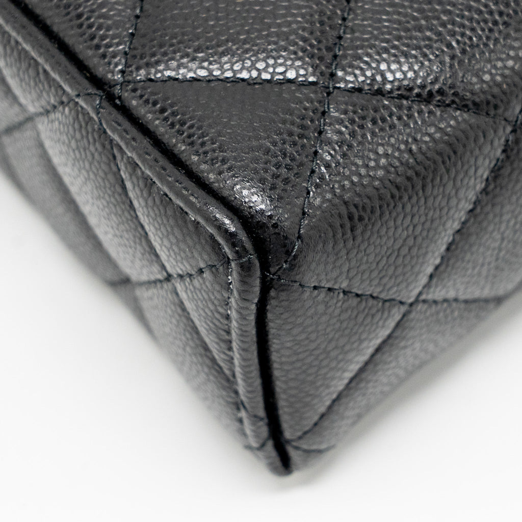 CHANEL 25P CC TOP HANDLE VANITY WITH CHAIN CAVIAR BLACK LGHW (MICROCHIP)