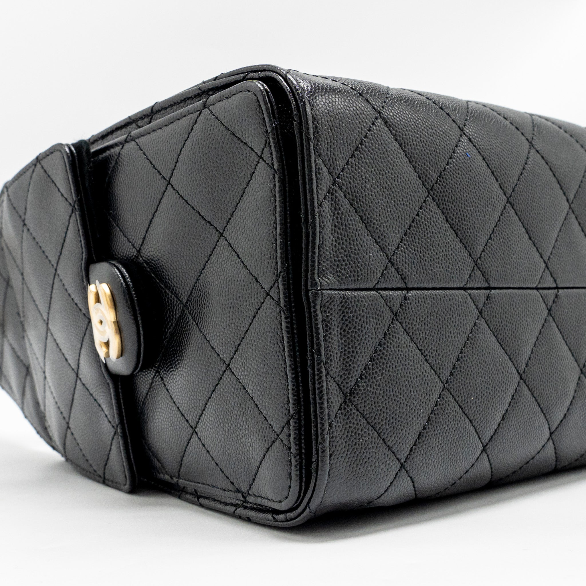 CHANEL SMALL 25 HANDBAG GRAINED CALFSKIN BLACK GHW (MICROCHIP)