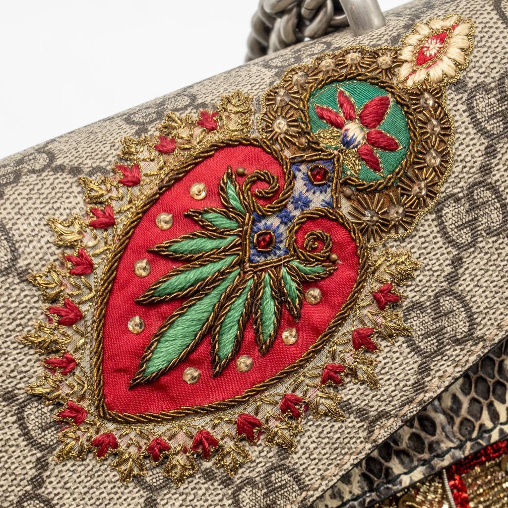 GUCCI SMALL ELEPHANT EMBROIDERED DIONYSUS SHOULDER BAG GG SUPREME CANVAS/LEATHER BEIGE/MULTICOLOUR SHW
