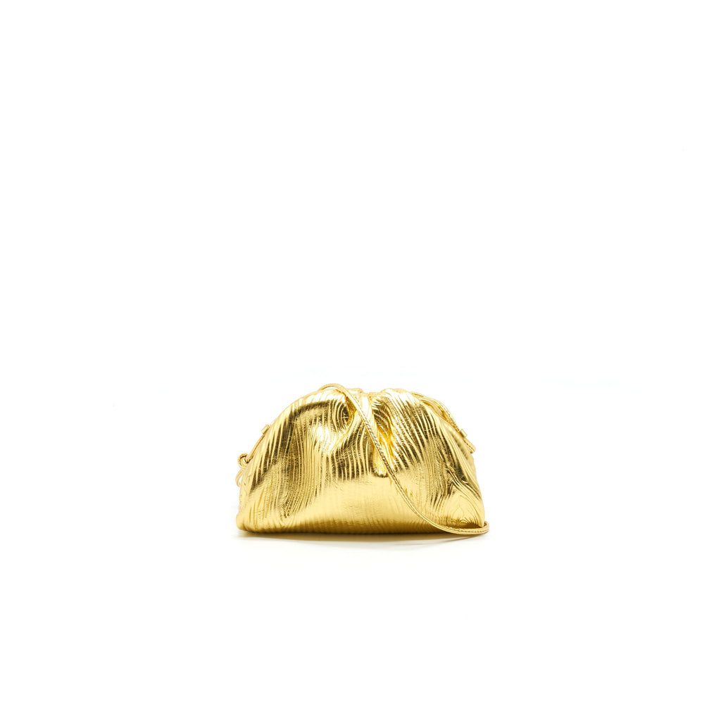BOTTEGA VENETA THE MINI POUCH COLOR ORO