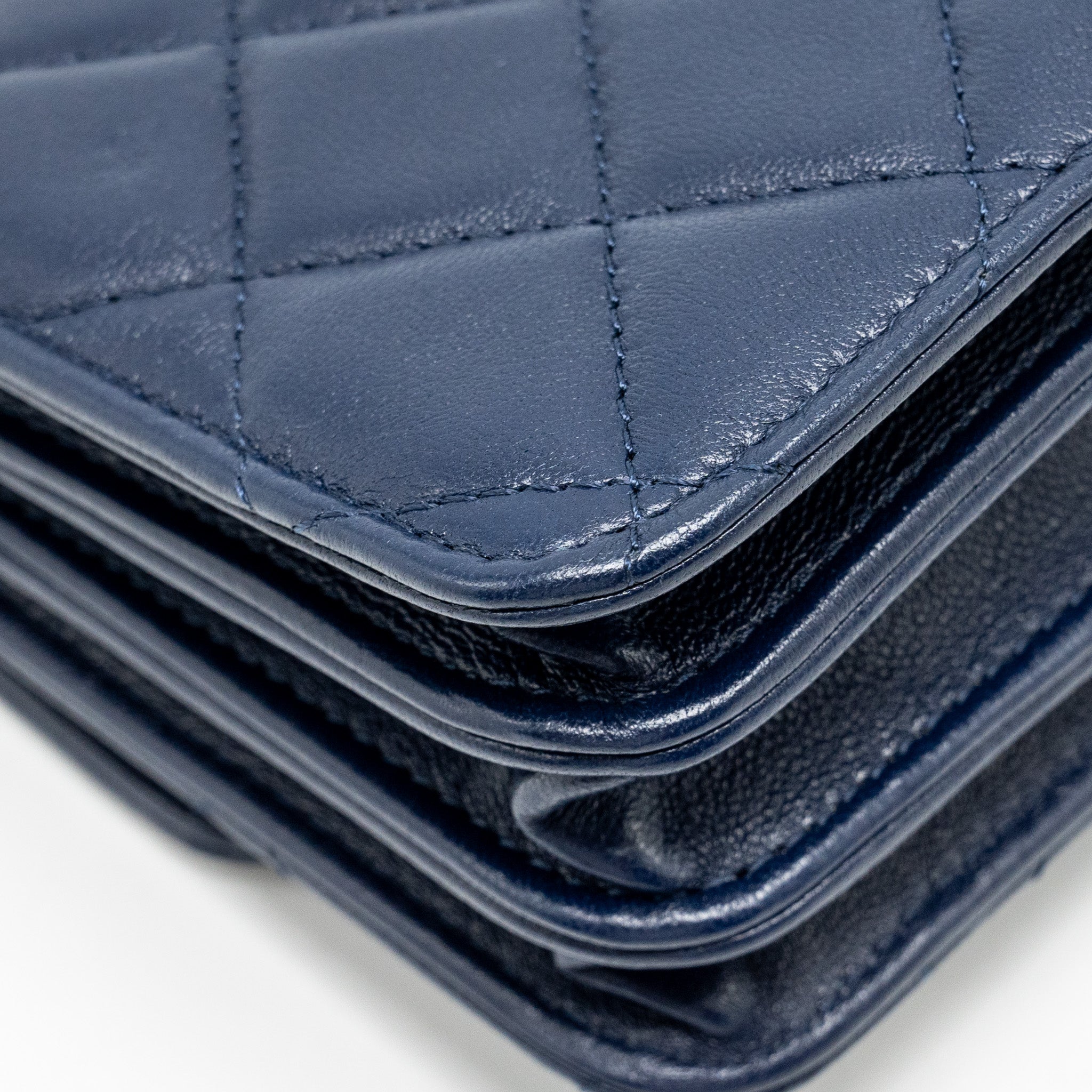 CHANEL TOP HANDLE MINI FLAP CLUTCH LAMBSKIN NAVY LGHW (MICROCHIP)