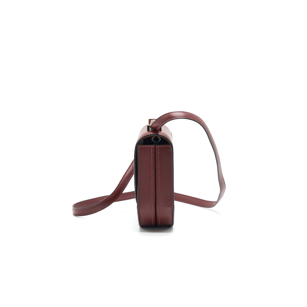 HERMES MASAIQUE 24 MINI BAG VEAU MONSIEUR 55 ROUGE H SHW