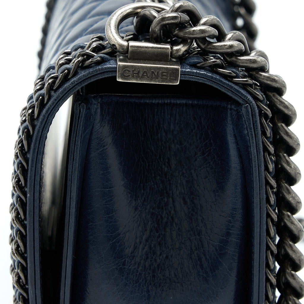 CHANEL MEDIUM BOY BAG LIMITED EDITION WITH CHAIN EDGE AGED CALFSKIN NAVY RUTHENIUM HARDWARE