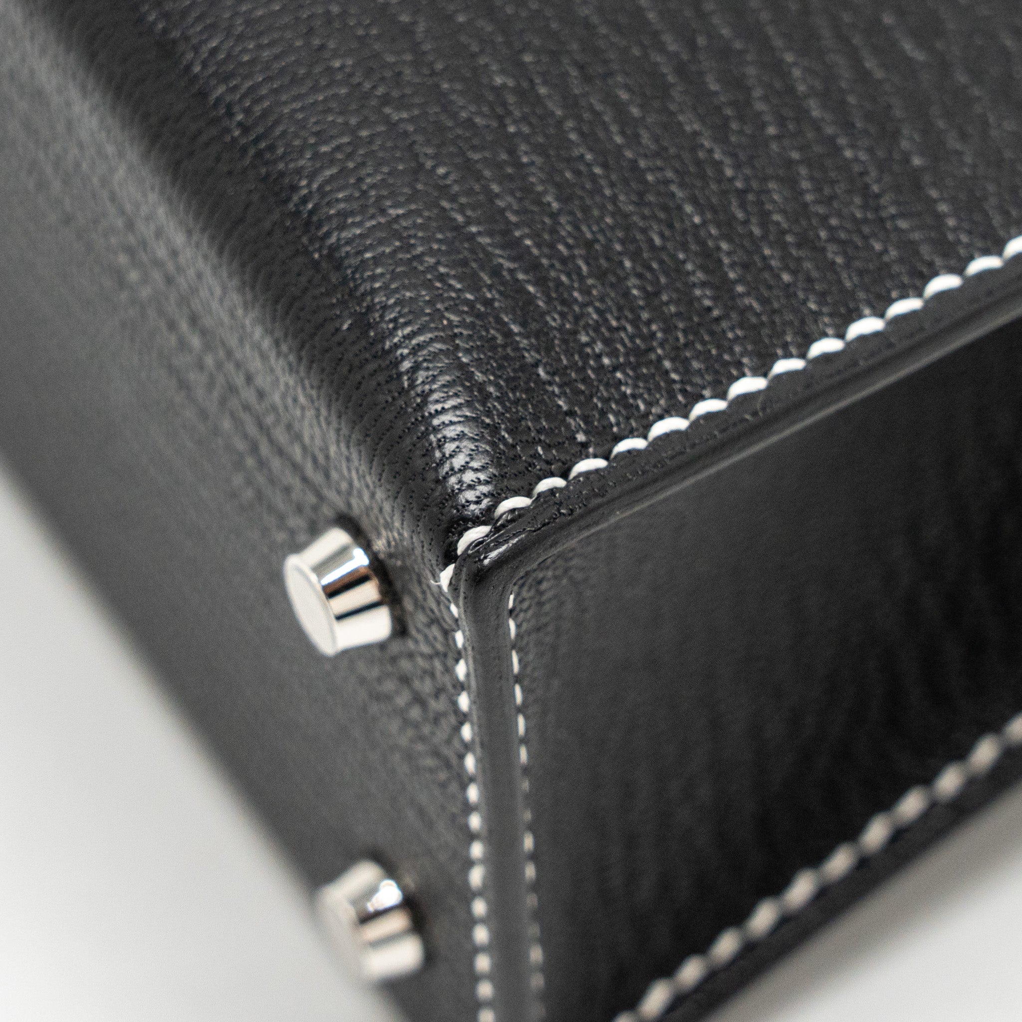 HERMES MINI KELLY II SPECIAL ORDER CHEVRE MYSORE BLACK / GRIS PERLE WHITE STITCHING SHW