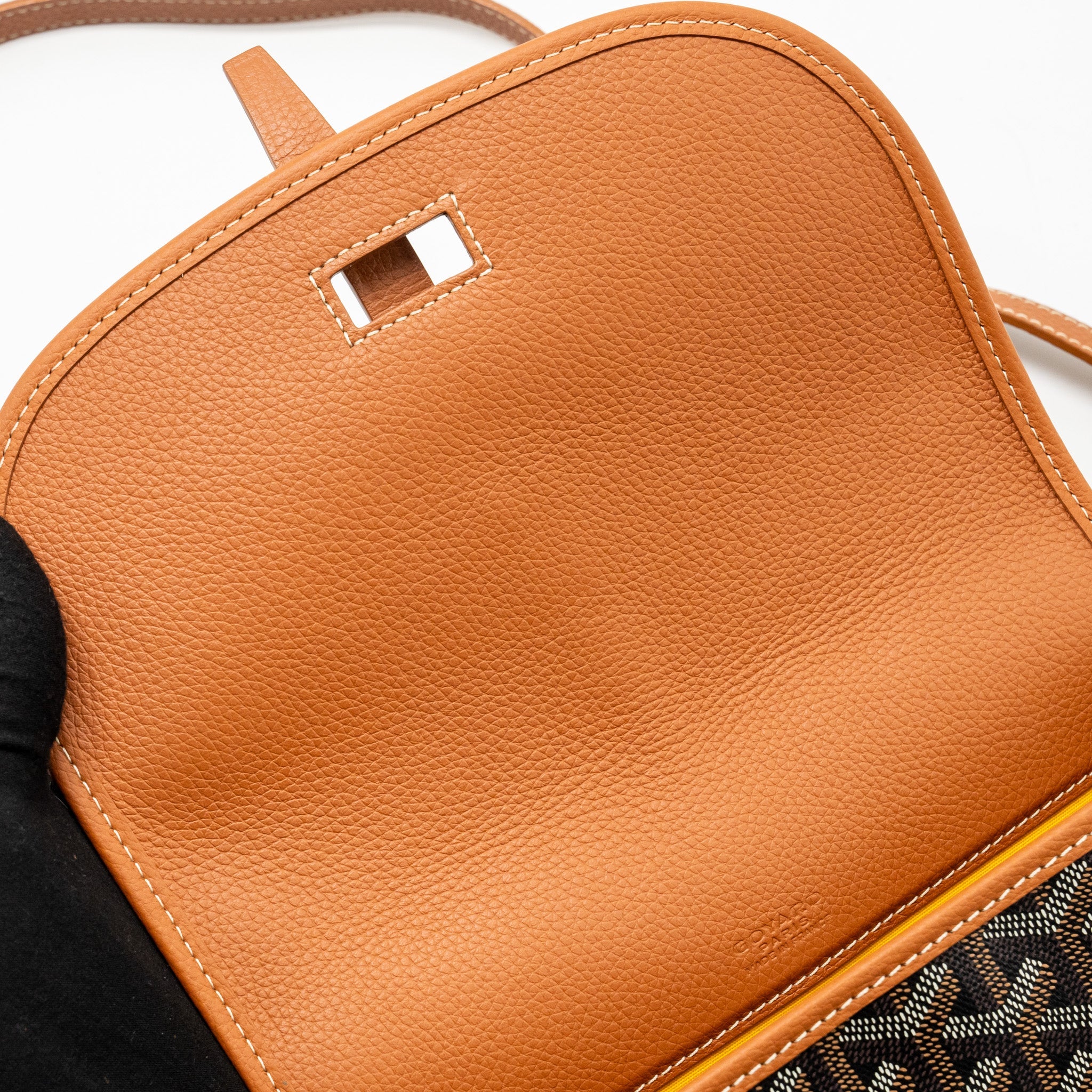 GOYARD BELVEDERE PM MESSENGER BAG GOYARDINE CANVAS/CALFSKIN TAN SHW