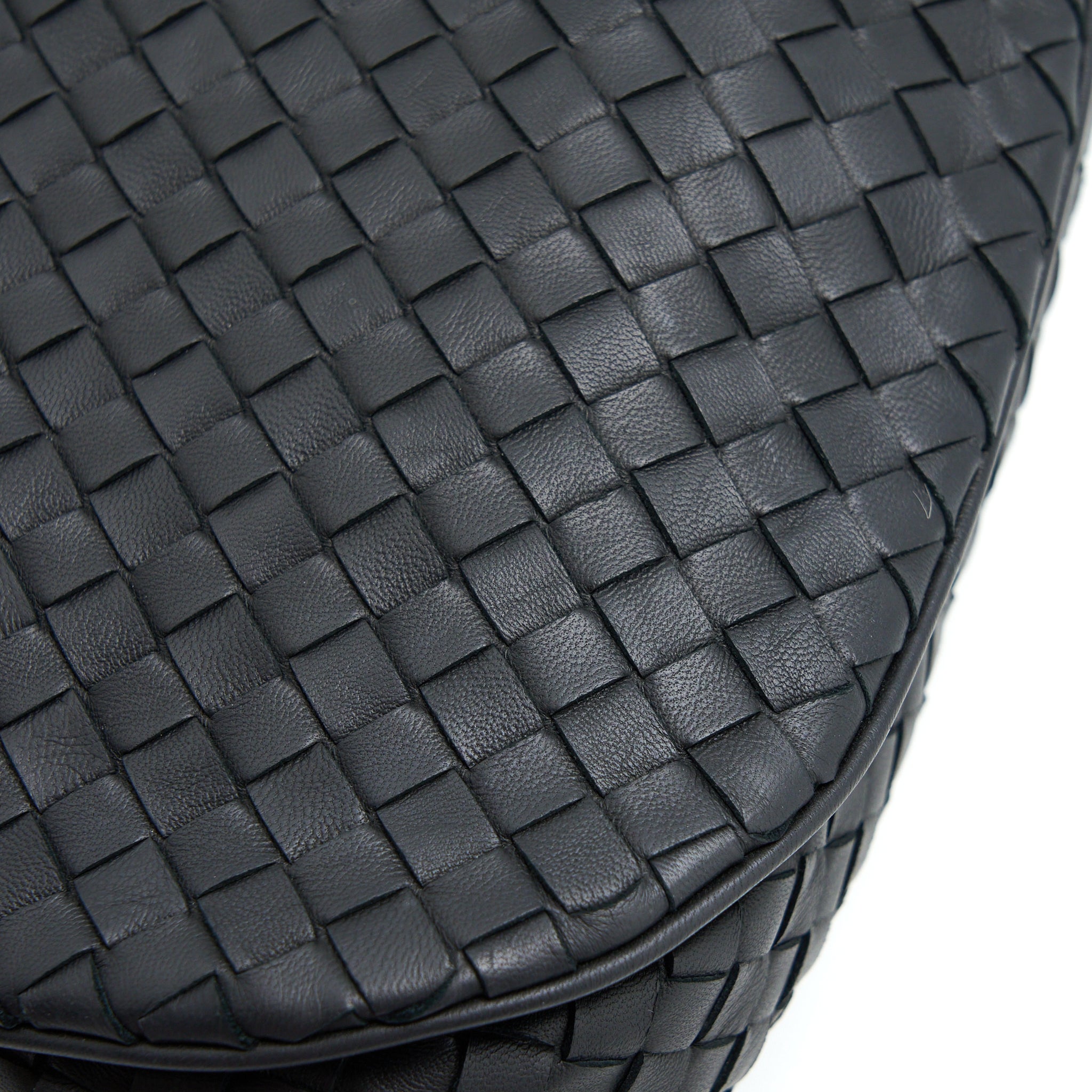 BOTTEGA VENETA INTRECCIATO FLAP BAG BLACK