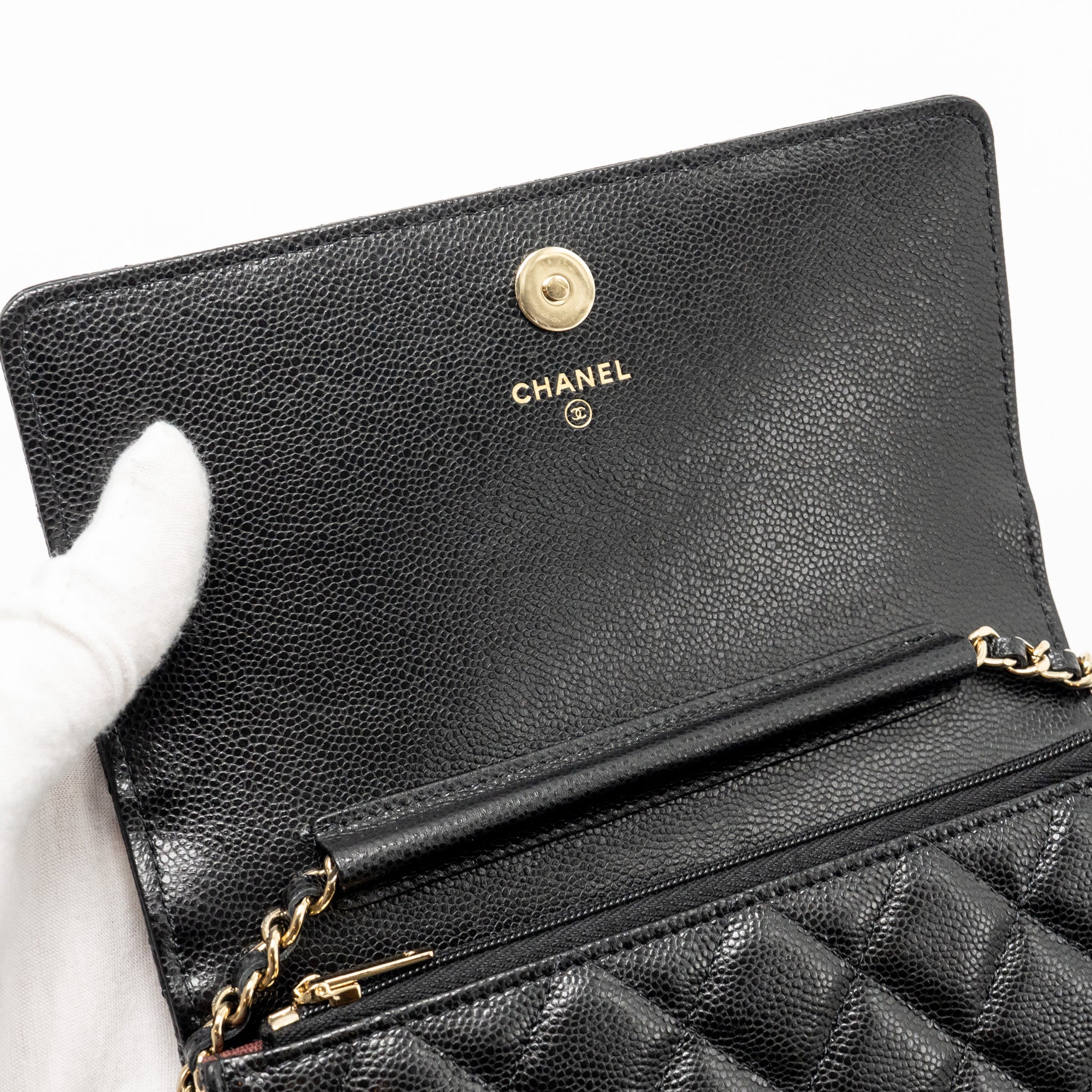 CHANEL SQUARE WALLET ON CHAIN CAVIAR BLACK LGHW (MICROCHIP)