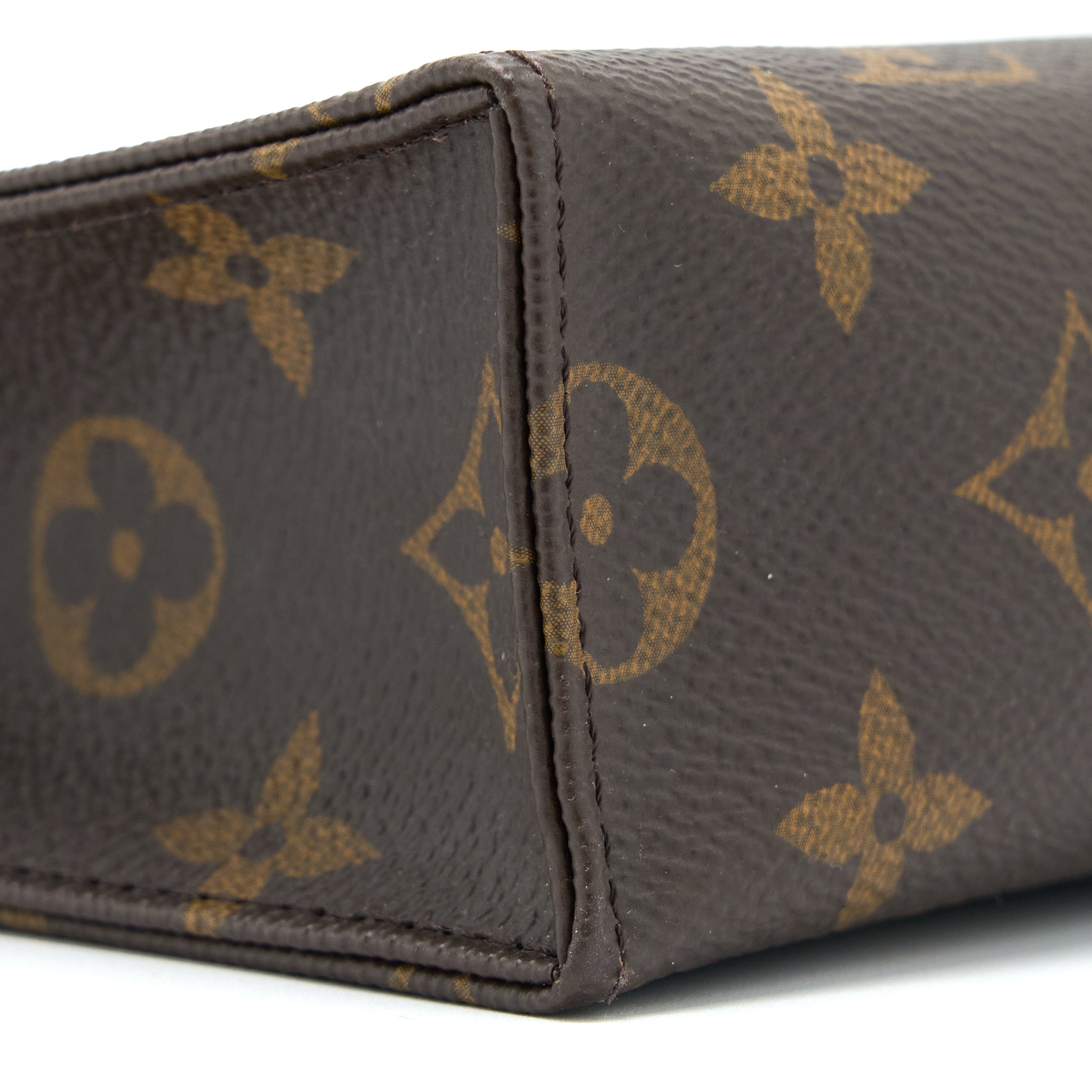 LOUIS VUITTON TOILETRY POCHETTE 26 MONOGRAM CANVAS GHW
