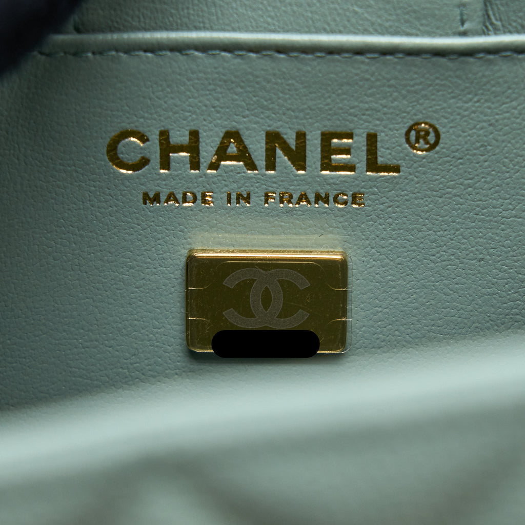 CHANEL 23C MINI BUCKET CAVIAR LIGHT GREY LGHW (MICROCHIP)