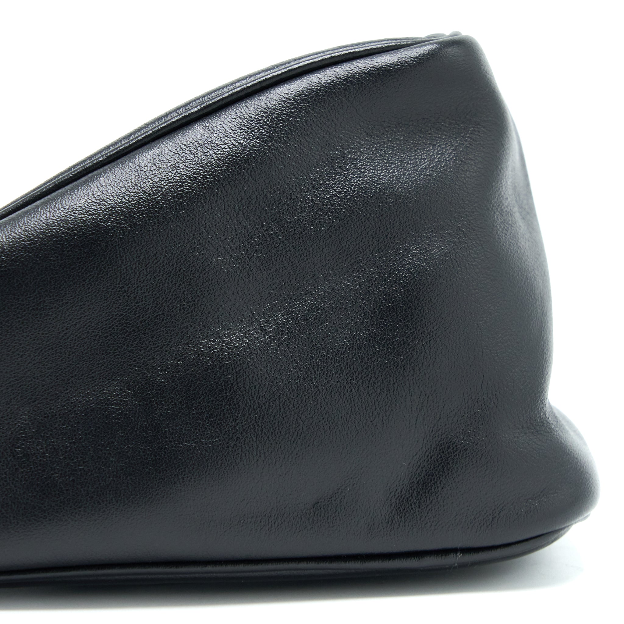 PRADA TRIANGLE LEATHER SHOULDER BAG BLACK SHW