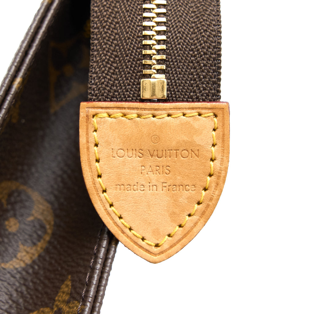 LOUIS VUITTON TOILETRY POCHETTE 26 MONOGRAM CANVAS GHW