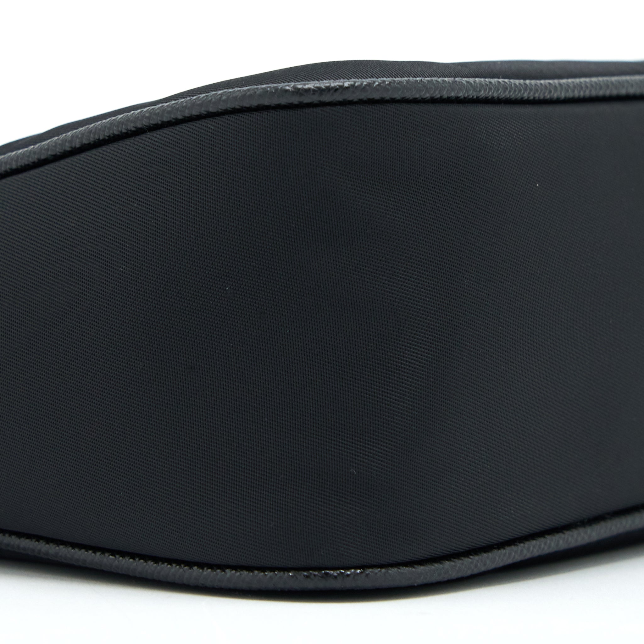 PRADA REEDITION 2005 NYLON BAG BLACK SHW