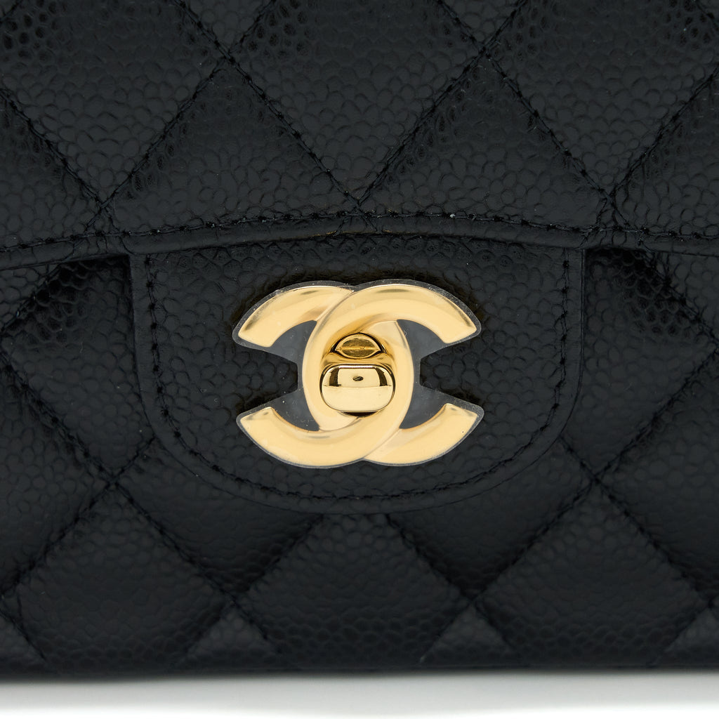 CHANEL SMALL CLASSIC FLAP BAG CAVIAR BLACK GHW (MICROCHIP)