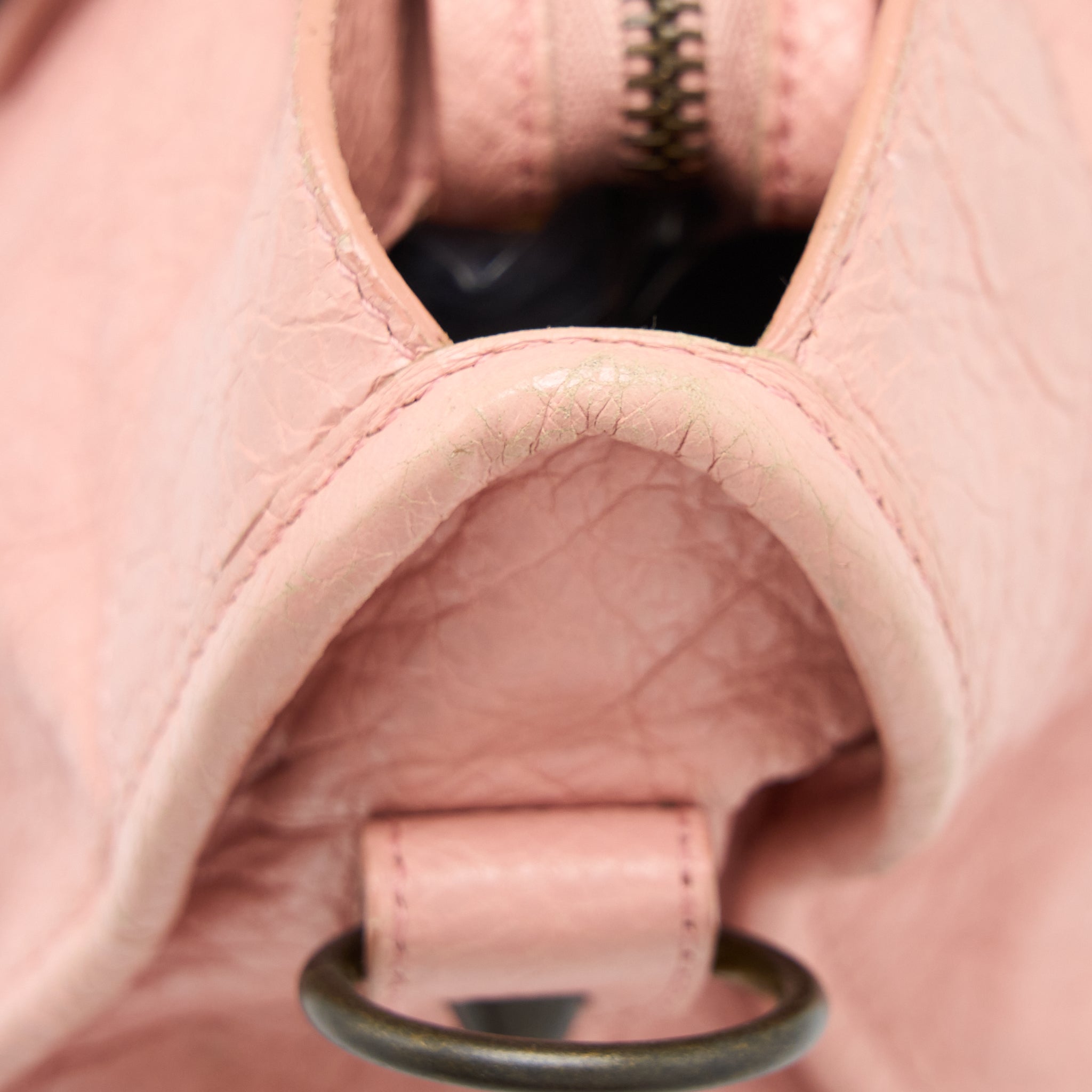 BALENCIAGA CLASSIC CITY BAG LEATHER PINK BLACK HARDWARE