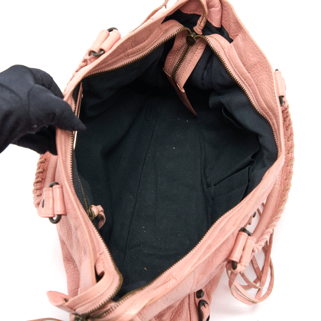BALENCIAGA CLASSIC CITY BAG LEATHER PINK BLACK HARDWARE