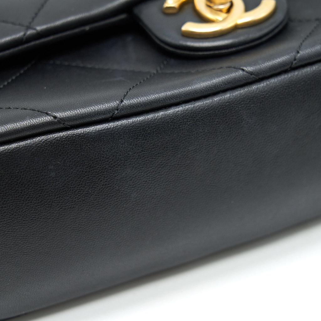 CHANEL 20P A REAL CLUTCH FLAP BAG BLACK