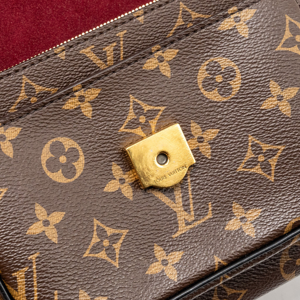 LOUIS VUITTON PASSY MONOGRAM CANVAS BLACK/GOLD HARDWARE