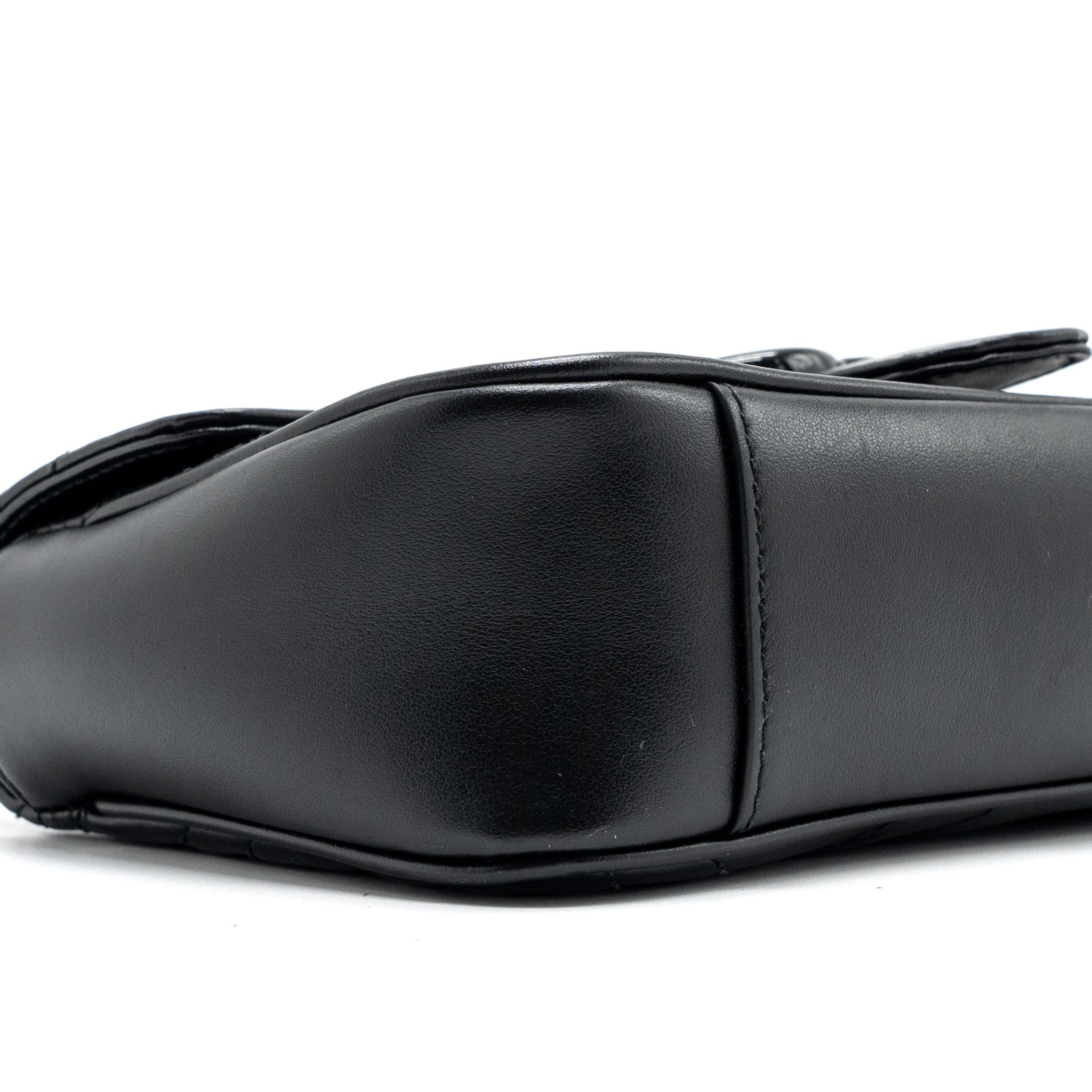 GUCCI MINI MARMONT CALFSKIN BLACK WITH BLACK HARDWARE