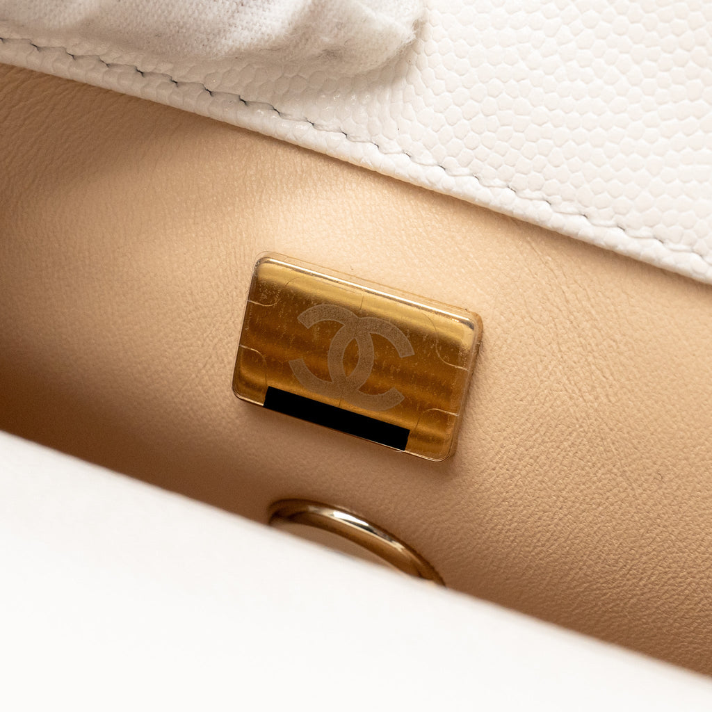 CHANEL MINI COCO HANDLE CAVIAR WHITE LGHW (MICROCHIP)