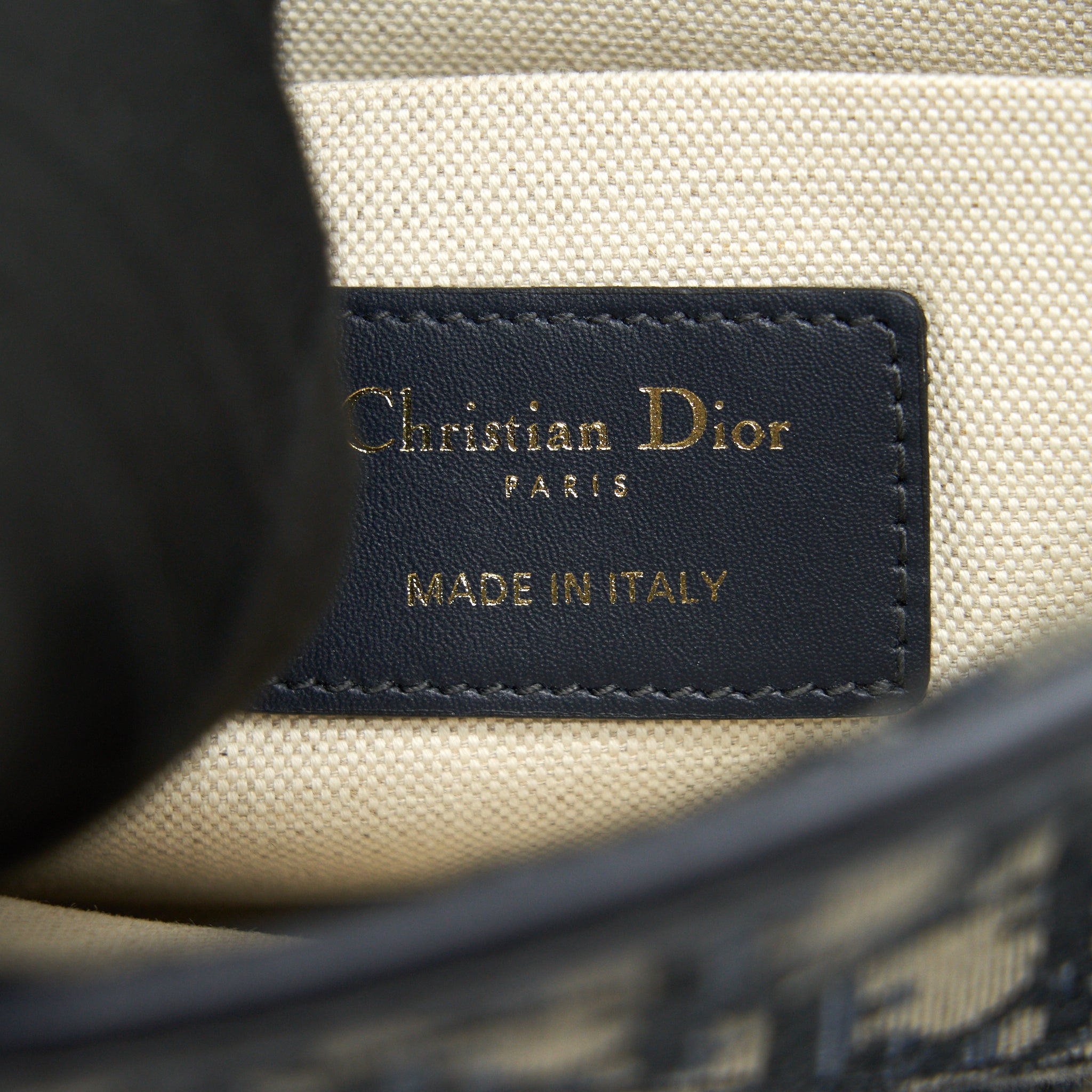 DIOR QUAKE POUCH WITH DIOR SHOULDER STRAP (SELL IN A SET)