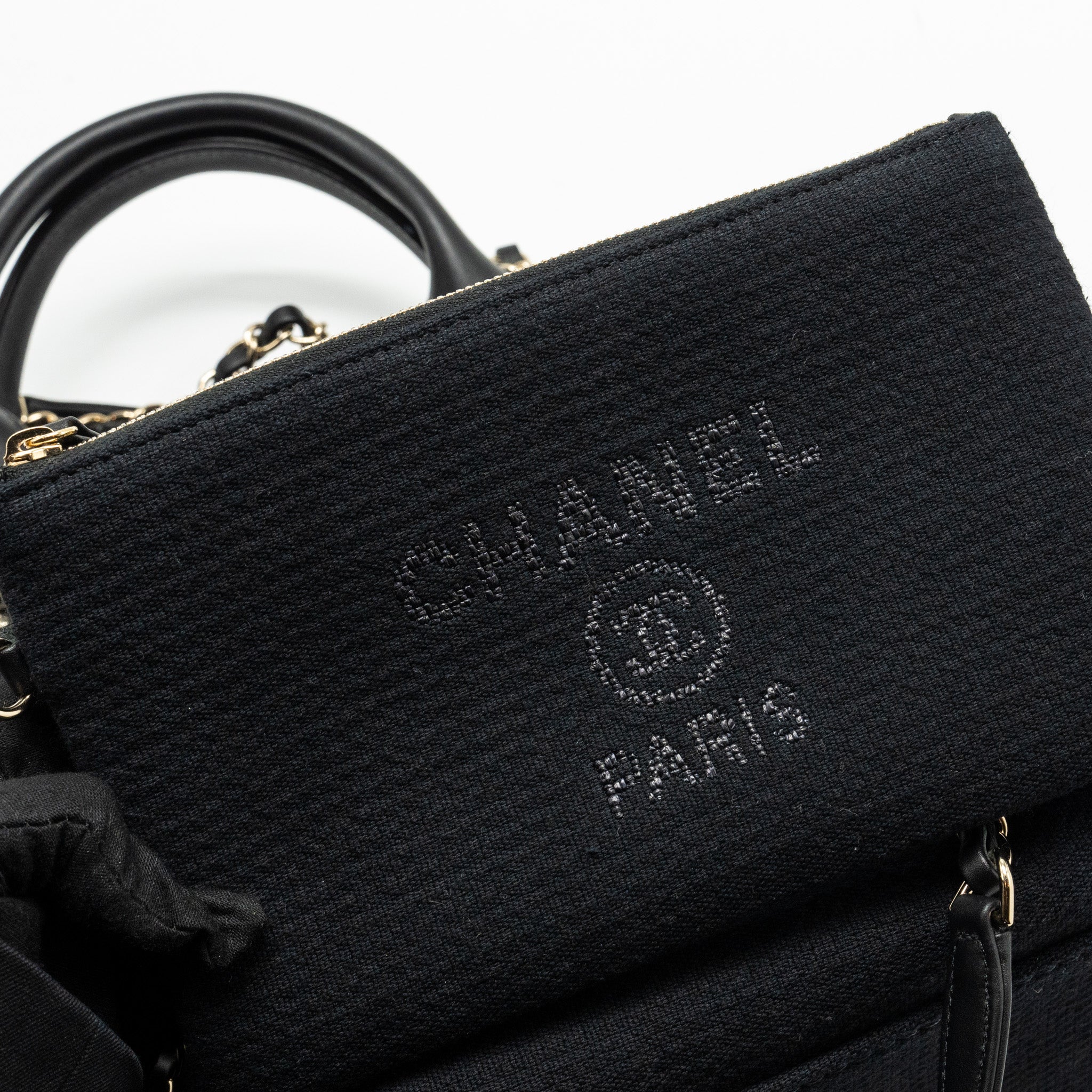 CHANEL SMALL DEAUVILLE SHOPPING TOTE BAG CALFSKIN/FABRIC BLACK LGHW (MICROCHIP)