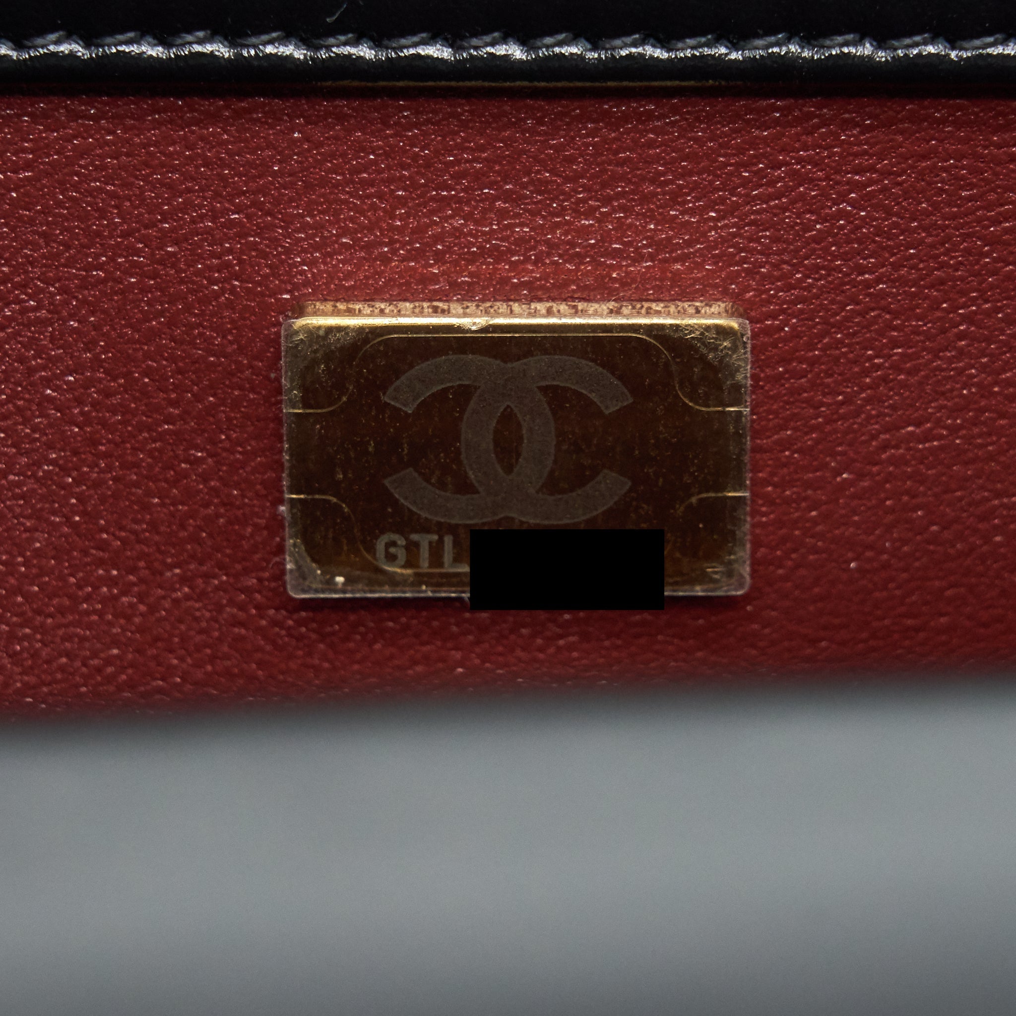 CHANEL 21A GOLD CRUSH FLAP BAG CALFSKIN BLACK GHW