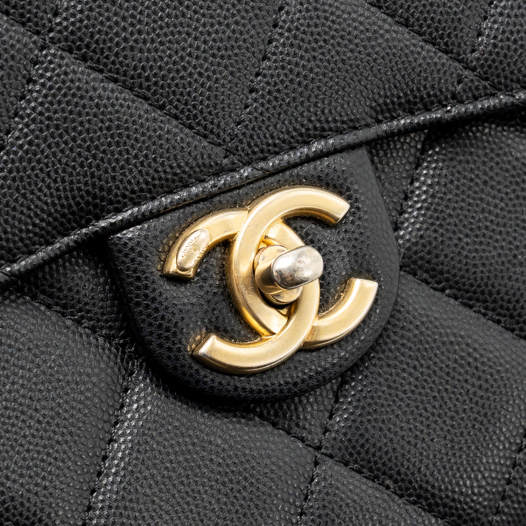 CHANEL 22B ROUND MESSENGER BAG CAVIAR BLACK GHW (MICROCHIP)
