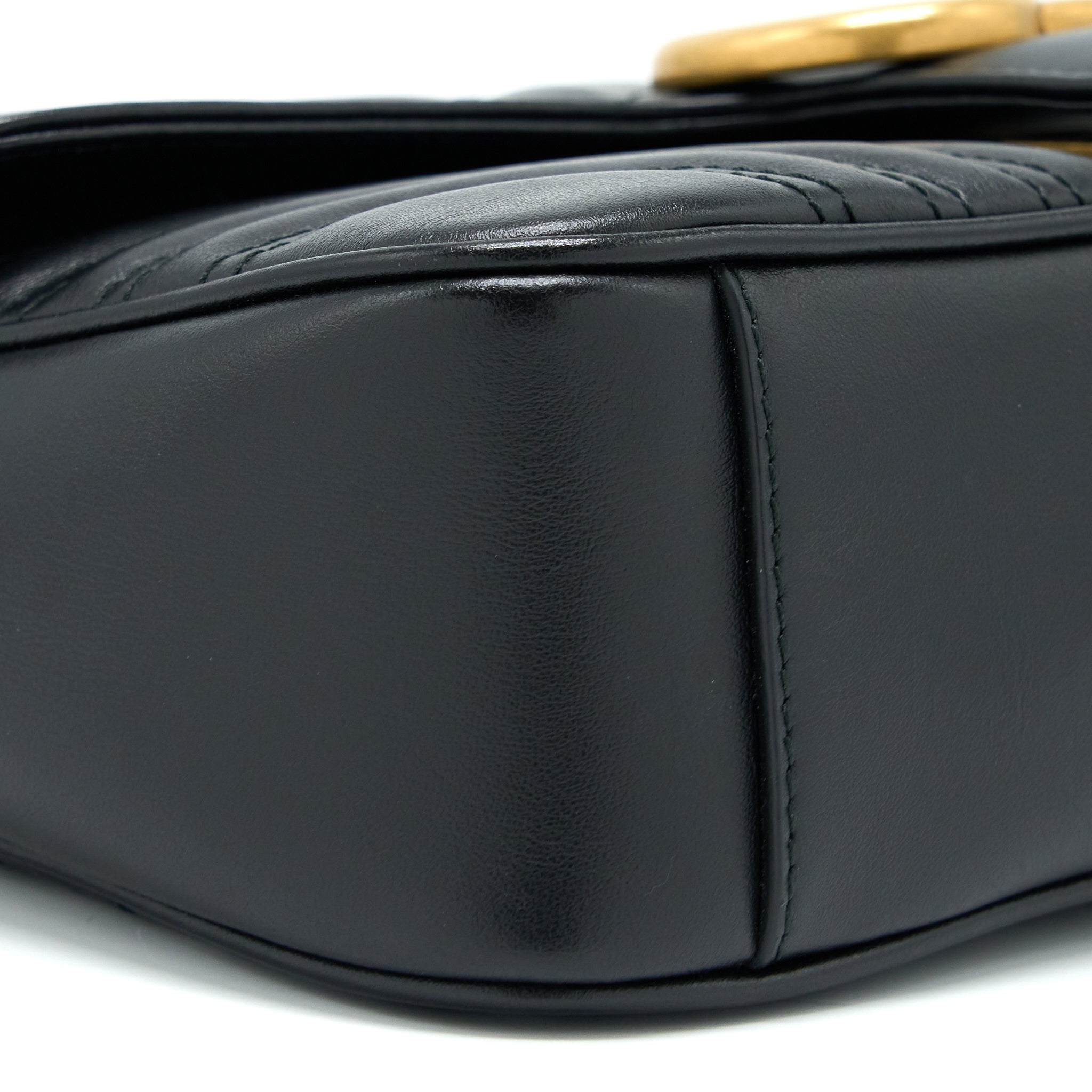 GUCCI GG MARMONT SMALL MATELASSE SHOULDER BAG BLACK GHW