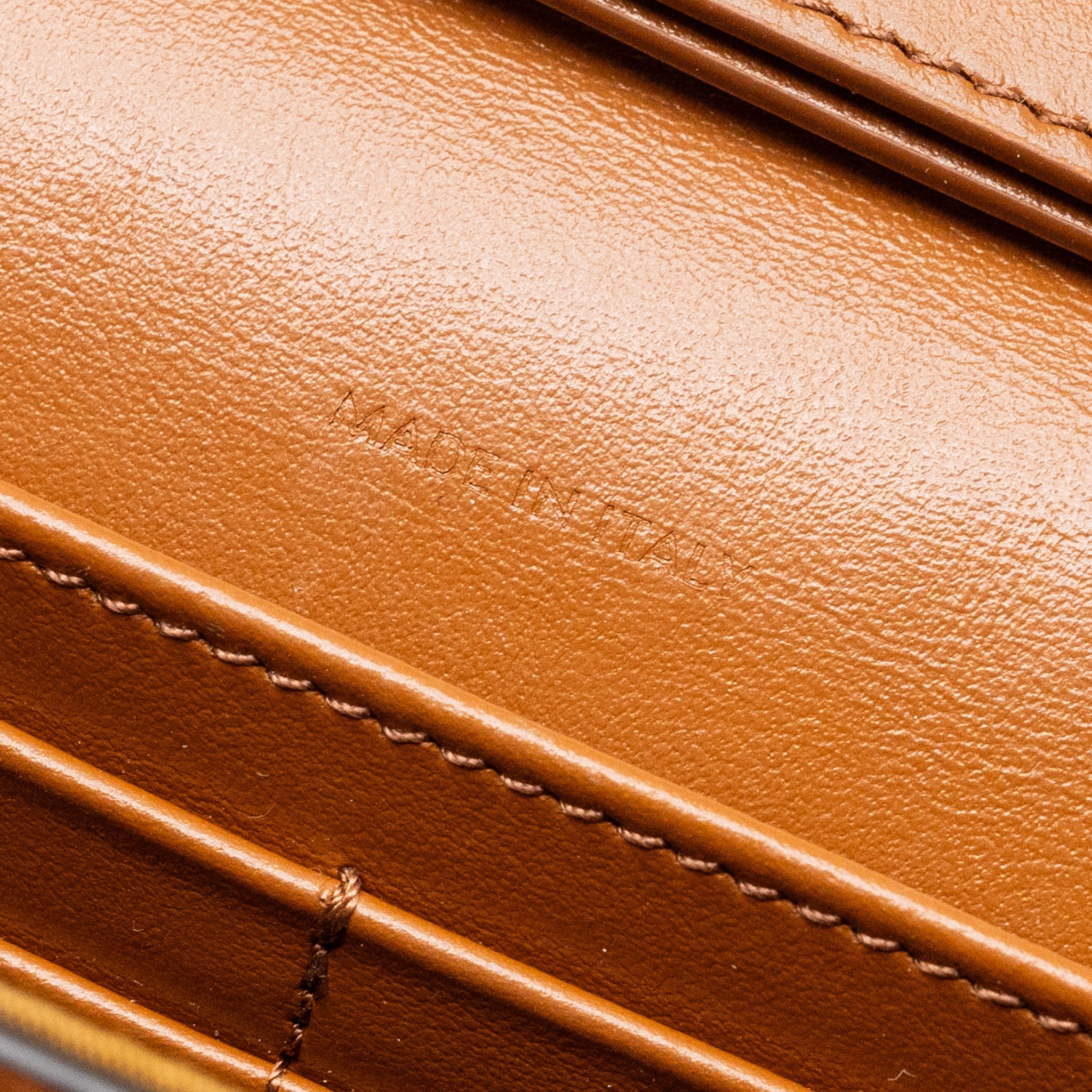 CELINE MARGO WALLET ON CHAIN TRIOMPHE CANVAS / CALFSKIN GREGE GHW