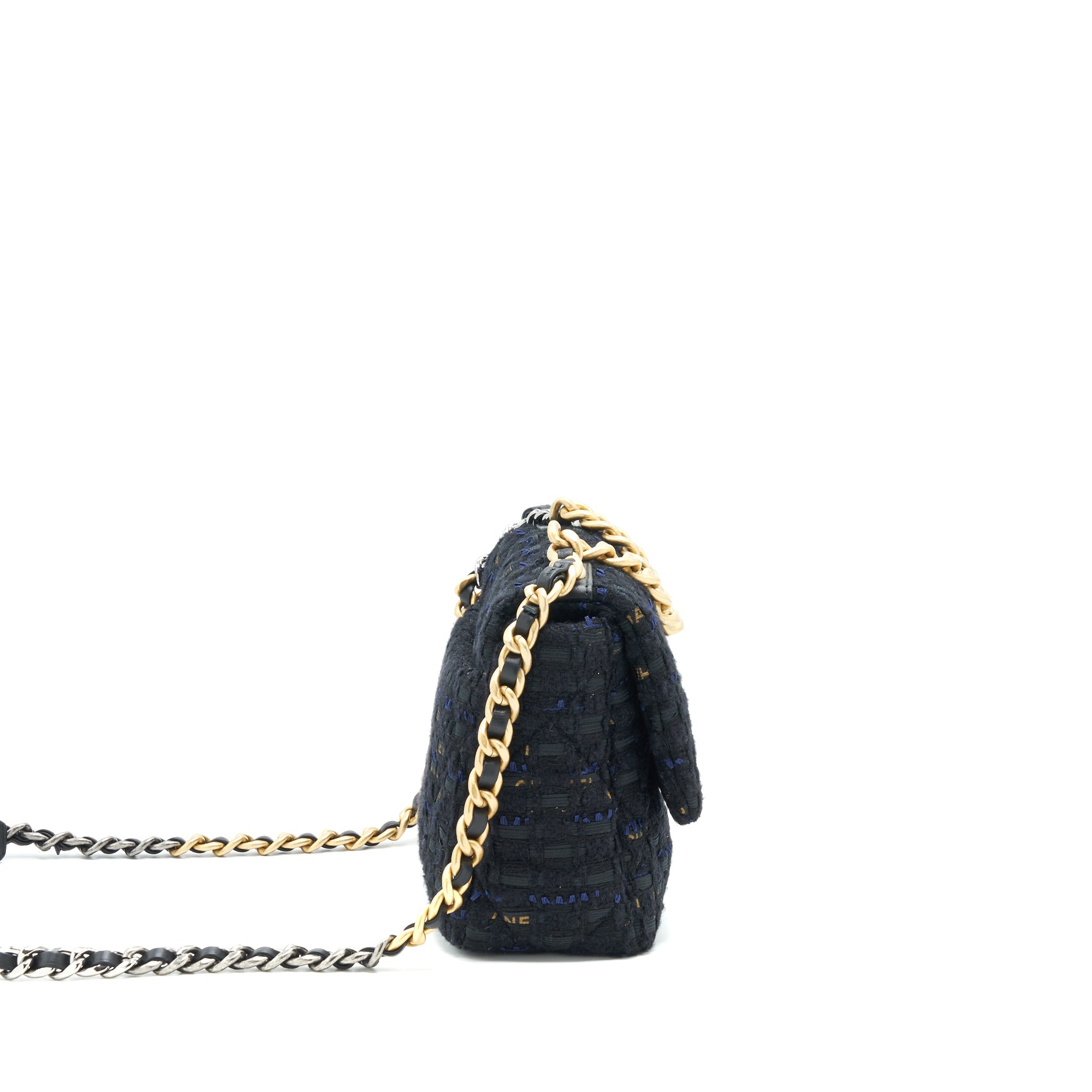 CHANEL TWEED SMALL 19 FLAP BAG