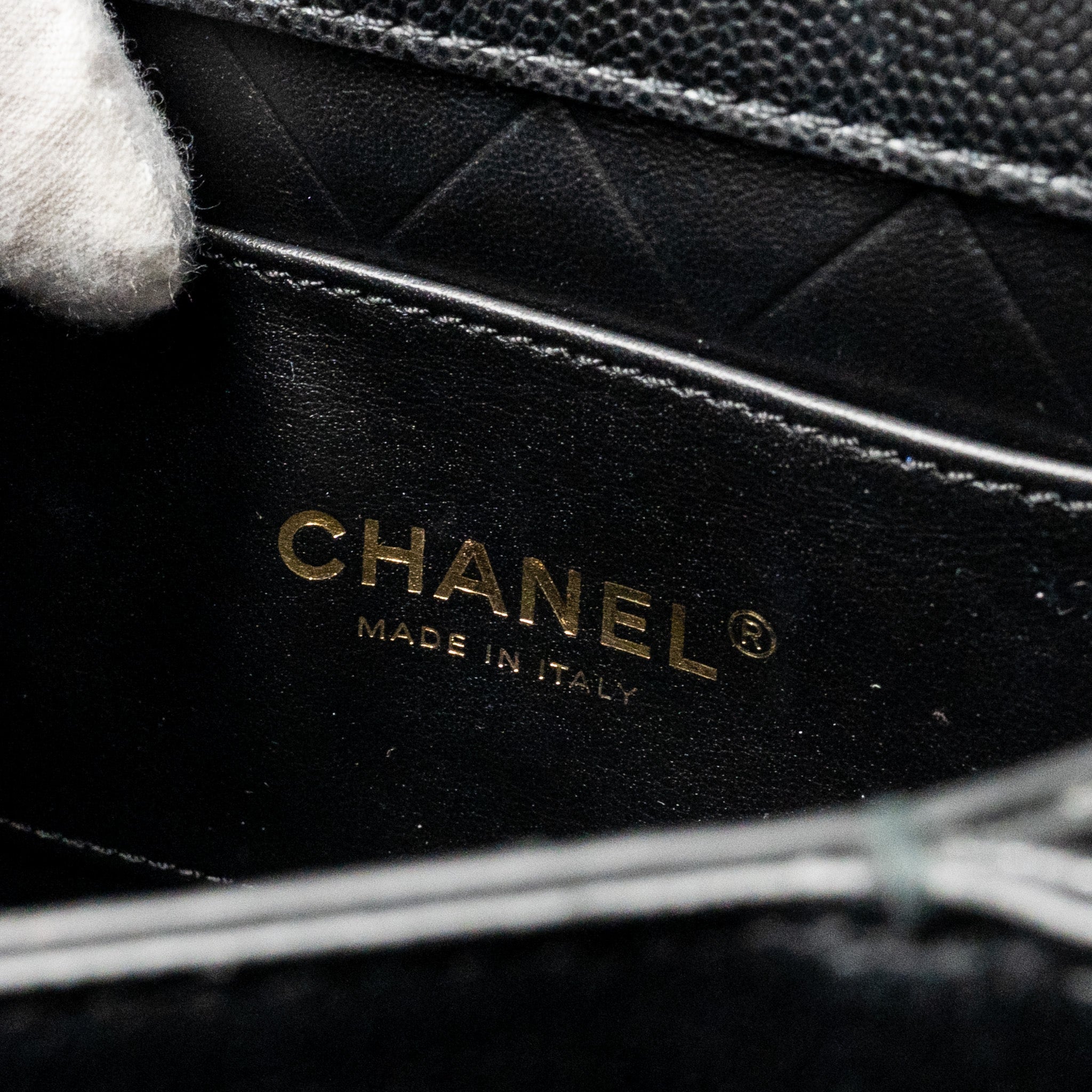 CHANEL 22B ROUND MESSENGER BAG CAVIAR BLACK GHW (MICROCHIP)