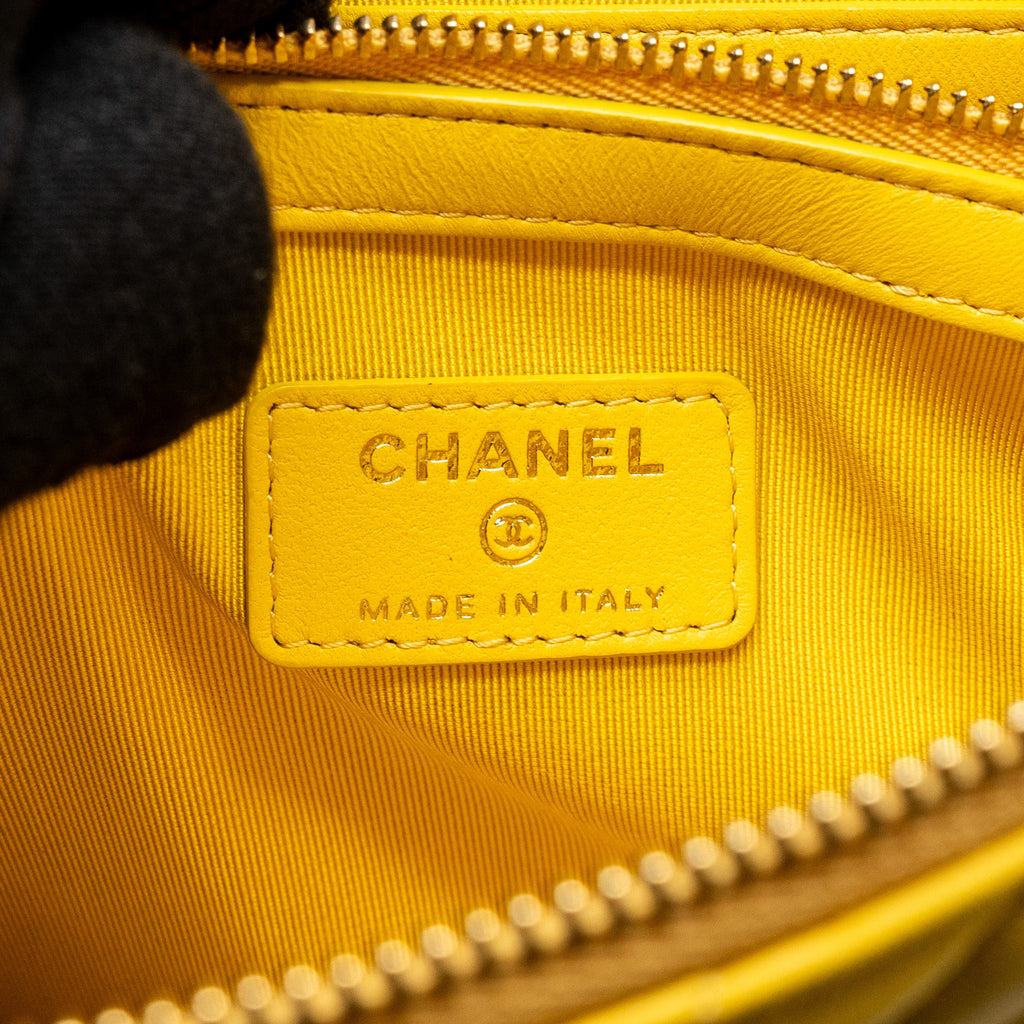 CHANEL CHEVRON ZIP POUCH / CLUTCH LAMBSKIN YELLOW LGHW