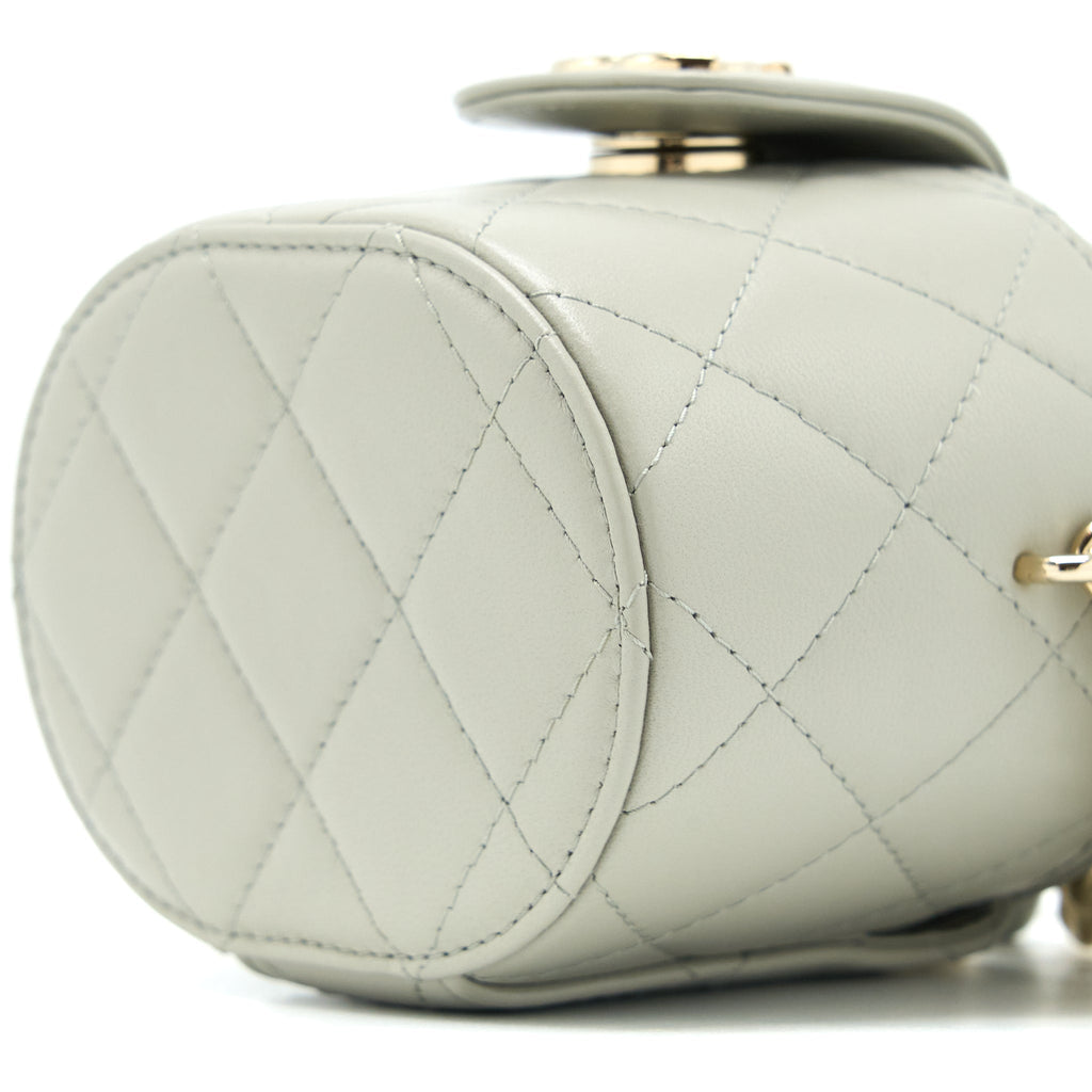 CHANEL GIANT CHAIN MINI VANITY CASE LAMBSKIN LIGHT GREY LGHW