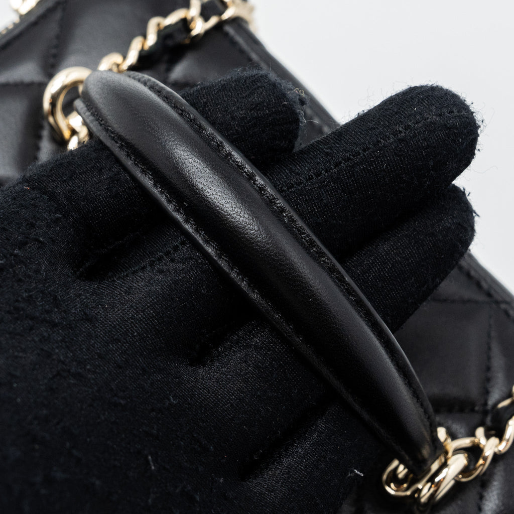 CHANEL TOP HANDLE LONG VANITY WITH CHAIN LAMBSKIN BLACK LGHW(MICROCHIP)