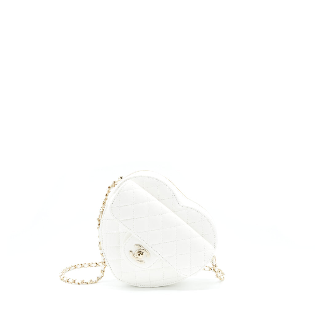 CHANEL 22S HEART BAG LAMBSKIN WHITE LGHW (MICROCHIP)