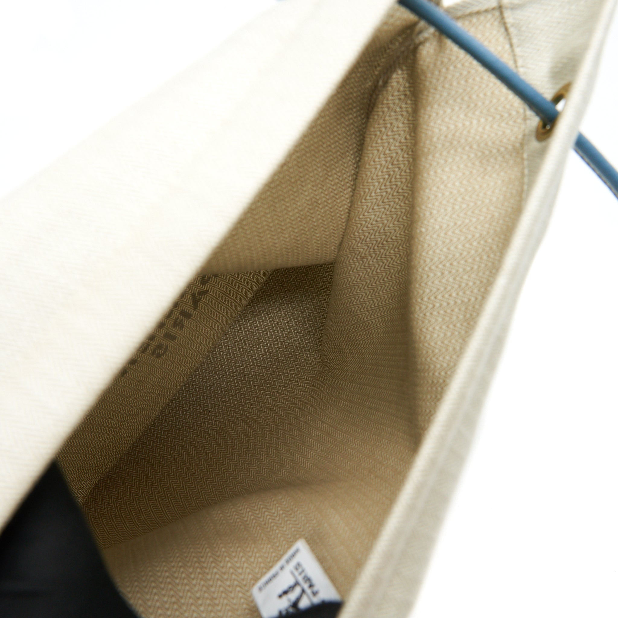 HERMES ALINE GROOMING CANVAS BAG GM