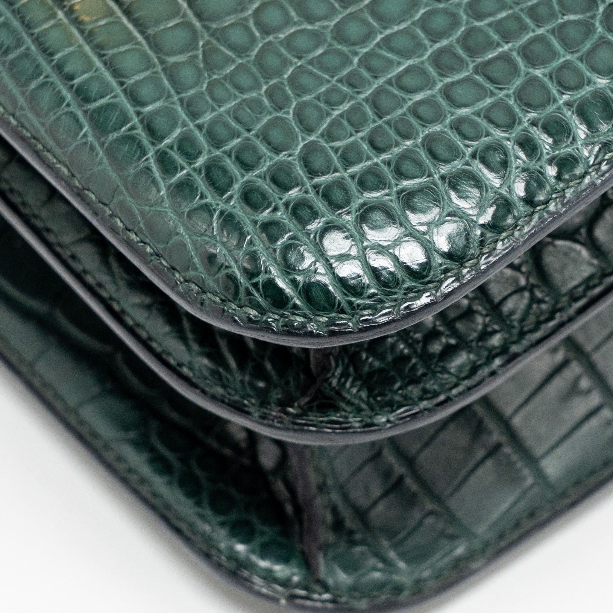HERMES CONSTANCE 24 ALLIGATOR MISSISSIPPIENSIS MAT VERT FONCE GHW
